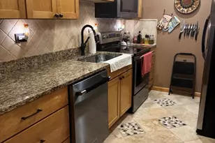 832 E Old Willow Rd, Prospect Heights, IL 60070 - Photo 2