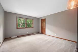 3202 Springbrook Rd, Crystal Lake, IL 60012 - Photo 24