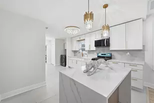 1934 W Race Ave, Chicago, IL 60622 - Photo 4