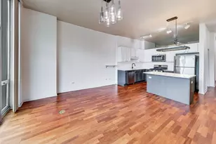 1600 S Indiana Ave, Chicago, IL 60616 - Photo 14