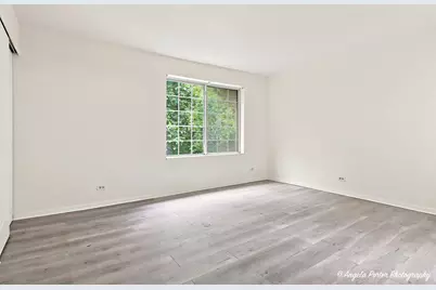 259 W Whispering Oaks Lane #259, Round Lake, IL 60073 - Photo 22