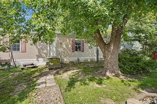 105 W High St, White Heath, IL 61884 - Photo 32