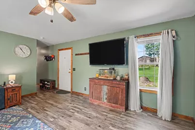 105 W High Street, White Heath, IL 61884 - Photo 8