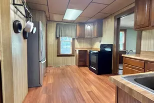 114 E Lake St, Ashkum, IL 60911 - Photo 6