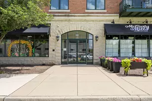 140 S River St, Aurora, IL 60506 - Photo 2