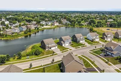 2040 Legacy Pointe Boulevard, Plainfield, IL 60586 - Photo 32