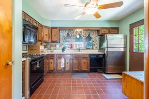 1952 Manchester Ave, Westchester, IL 60154 - Photo 8