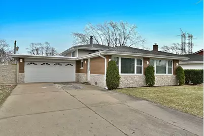 575 Bedford Lane, Des Plaines, IL 60016 - Photo 2