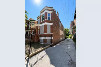 6018 S Eberhart Avenue, Chicago, IL 60637 - Photo 2