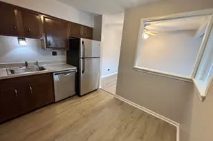 2300 Beau Monde Terrace, Lisle, IL 60532 - Photo 2