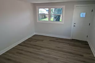 10322 S Millard Ave, Chicago, IL 60655 - Photo 4
