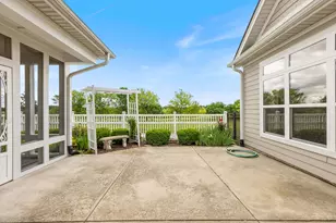 16605 S Fox Run Cir, Plainfield, IL 60586 - Photo 32