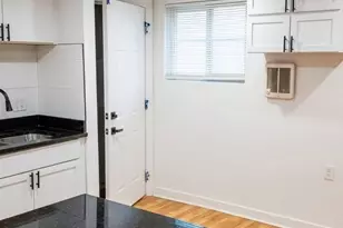 7311 S Oglesby Ave, Chicago, IL 60649 - Photo 8