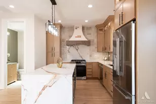 5814 S New England Ave, Chicago, IL 60638 - Photo 12