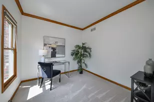 417 Saratoga Dr, Aurora, IL 60502 - Photo 12