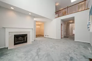 407 Town Pl Cir, Buffalo Grove, IL 60089 - Photo 4