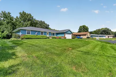 4604 Minns Drive, Machesney Park, IL 61115 - Photo 2