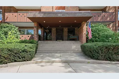 121 S Spruce Avenue #207, Wood Dale, IL 60191 - Photo 2