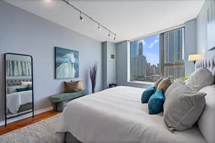501 N Clinton St, Chicago, IL 60654 - Photo 16