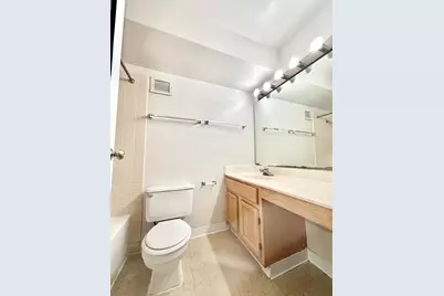 200 N Dearborn Street #2005, Chicago, IL 60601 - Photo 10