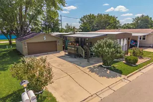 1340 13th St, Bloomington, IL 61704 - Photo 32
