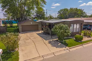 1340 13th St, Bloomington, IL 61704 - Photo 34