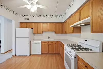 55 S Hale Street #207, Palatine, IL 60067 - Photo 4