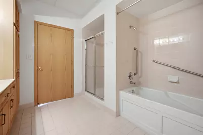 55 S Hale Street #207, Palatine, IL 60067 - Photo 12