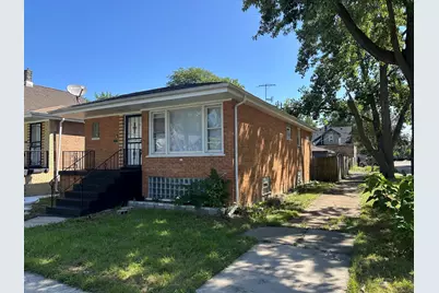 11959 S Prairie Avenue, Chicago, IL 60628 - Photo 2
