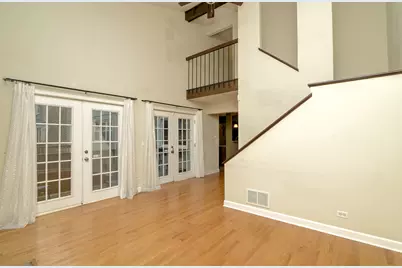 306 Colony Green Drive, Bloomingdale, IL 60108 - Photo 6