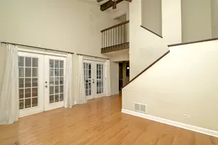 306 Colony Green Dr, Bloomingdale, IL 60108 - Photo 6