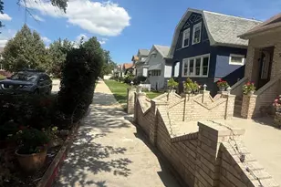5117 N Kolmar Ave, Chicago, IL 60630 - Photo 4