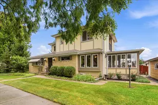 455 N Joyce St, Lombard, IL 60148 - Photo 2