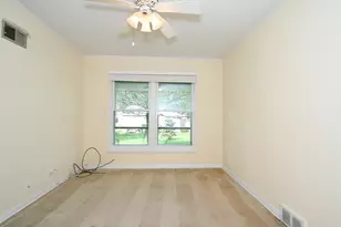 1704 S Washington Ave, Park Ridge, IL 60068 - Photo 8