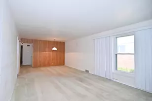 1704 S Washington Ave, Park Ridge, IL 60068 - Photo 4