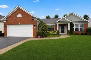3799 Canton Cir, Mundelein, IL 60060 - Photo 1