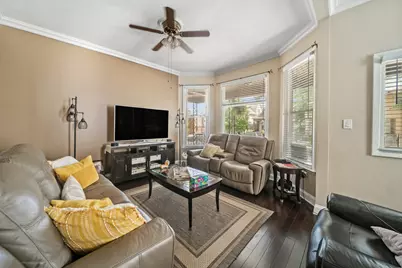 1936 N Tripp Avenue, Chicago, IL 60639 - Photo 6