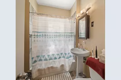 1936 N Tripp Avenue, Chicago, IL 60639 - Photo 14