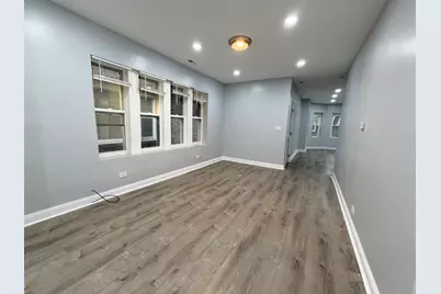 7724 S Essex Avenue #2, Chicago, IL 60649 - Photo 8