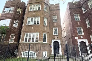 7724 S Essex Ave, Chicago, IL 60649 - Photo 1