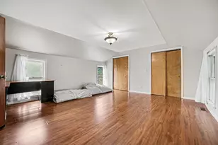 217 Michigan St, Elgin, IL 60120 - Photo 18