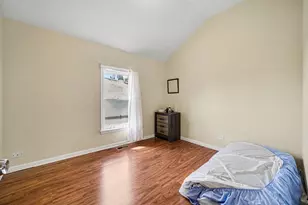 217 Michigan St, Elgin, IL 60120 - Photo 16
