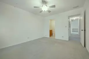 784 Leicester Rd, Elk Grove Village, IL 60007 - Photo 14
