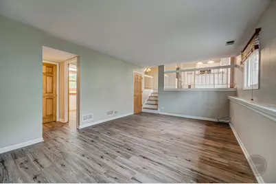 4 N Birchwood Drive, Naperville, IL 60540 - Photo 14