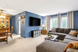 1059 Southbury Ln, Wheeling, IL 60090 - Photo 2