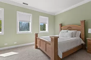 1350 W Byron St, Chicago, IL 60613 - Photo 10