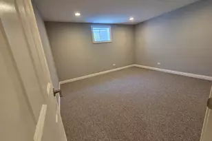 21 Crestview Terrace, Buffalo Grove, IL 60089 - Photo 20