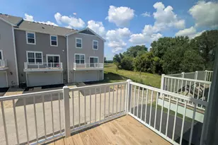 434 Red Oak Cir, Volo, IL 60020 - Photo 4