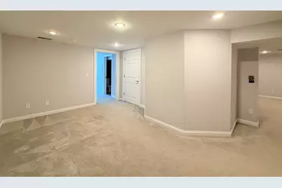 1875 S Trainer Road, Rockford, IL 61108 - Photo 32