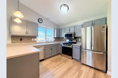 1875 S Trainer Road, Rockford, IL 61108 - Photo 6